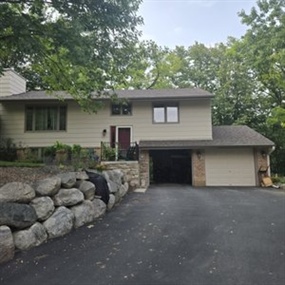 Prior Lake home exterior after siding restoration
